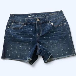 Natural Reflections Star Denim Shorts 💫
